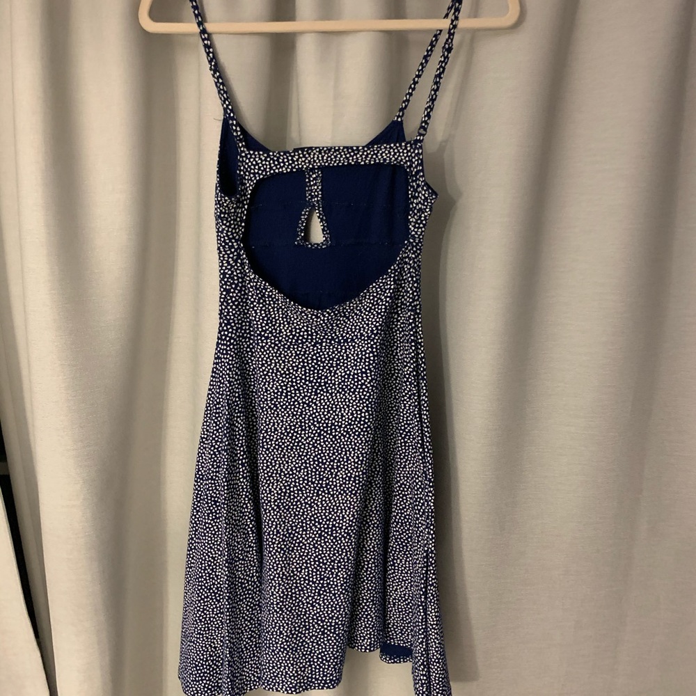 Dress - Picture 3 of 7